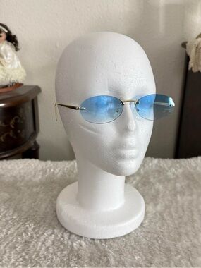 brand new without tags grunge light blue sunglasses